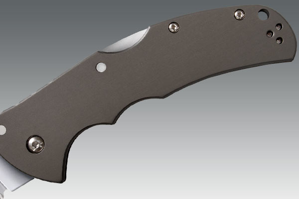 Cold Steel - Briceag Code 4 Tanto Point Half Serrated 